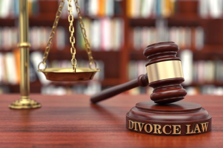 divorce lawyer